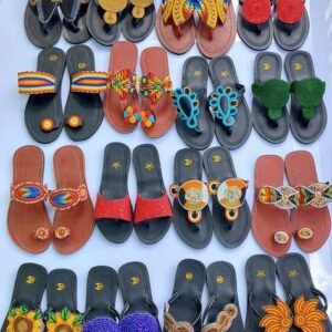 shoes for sale in Spain,{boots, sneakers, loafers, slip-ons, espadrilles, Gucci, Prada, lousvitton balanciaga, nike , adidas, puma, reebok, timberland, hiking boots, Tennins shoes, football boots,}