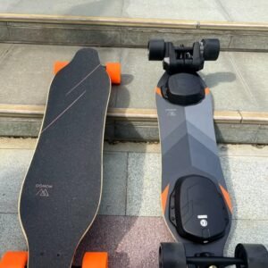 skateboards  ,skate shoes, for sale in Spain, Heelys, Santa Cruz skateboards, element, plan b, girl skateboards, enjoy skateboards for sale in spain