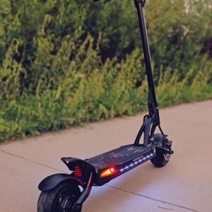 Foldable Travel Scooter The folding travel scooters come with design options of an ‘automatic folding system’ that works at the click of a button