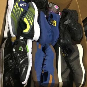 shoes for sale in Spain,{boots, sneakers, loafers, slip-ons, espadrilles, Gucci, Prada, lousvitton balanciaga, nike , adidas, puma, reebok, timberland, hiking boots, Tennins shoes, football boots,}